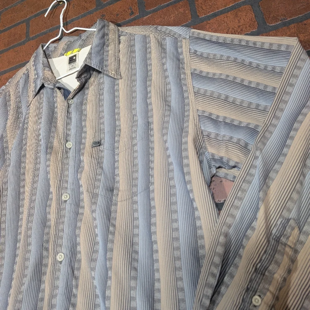 The North Face Men's L Striped‎ Button-Up Vintage Style